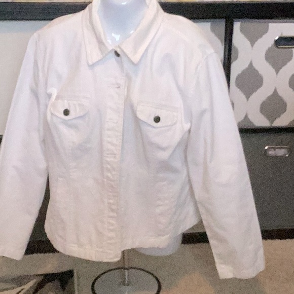 Talbots Jackets & Blazers - White Talbots Jean jacket is a size Large